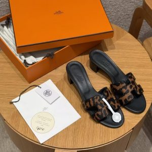 Hermes Oasis Sandal Women High Heel Sandal in Moire Calfskin Gold Noir H212183Z 20370 - Image 9