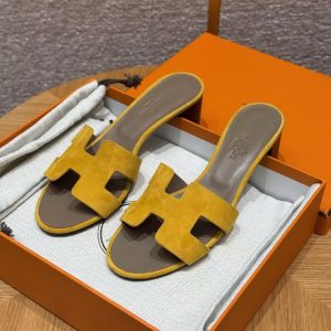 Hermes Oasis Sandal Women High Heel Sandal in Suede Goatskin Yellow Jade Yellow