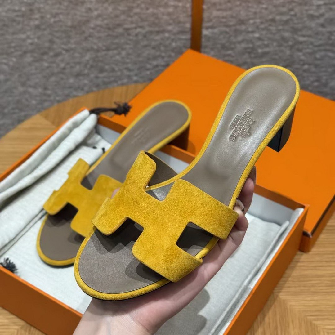 Hermes Oasis Sandal Women High Heel Sandal in Suede Goatskin Yellow Jade Yellow - Image 2