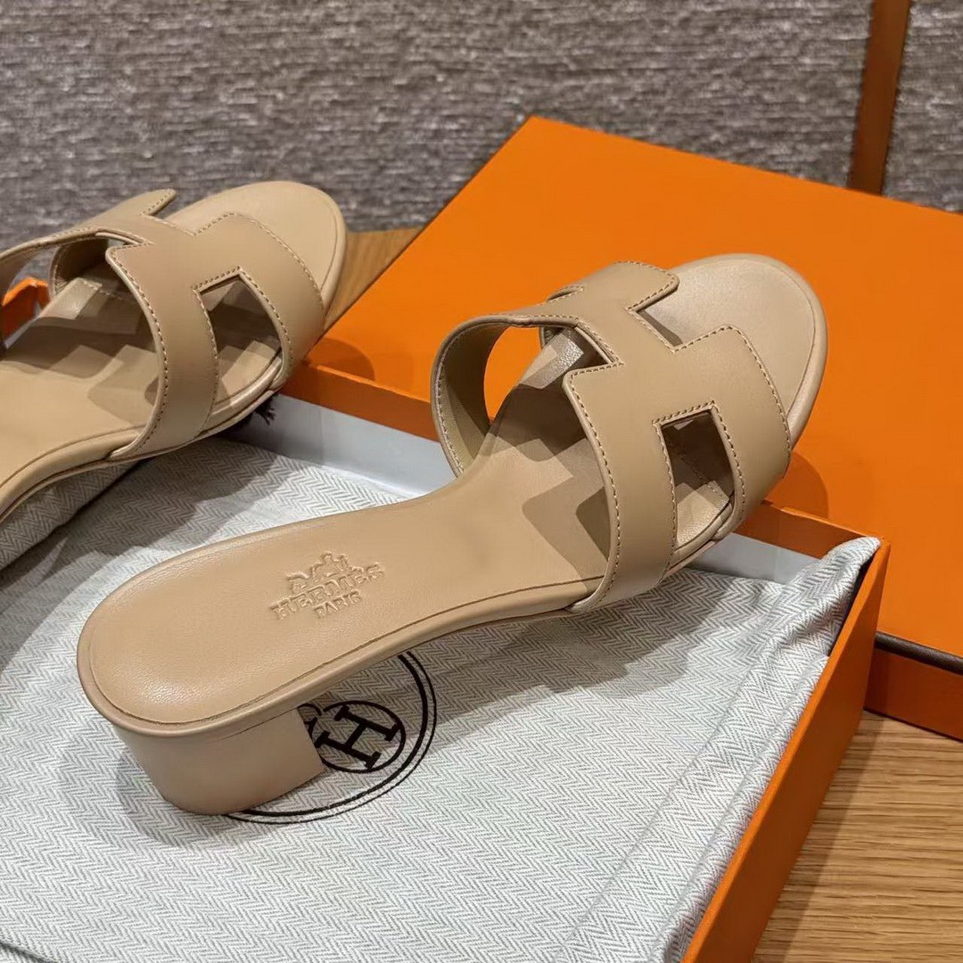 Hermes Oasis Sandal Women High Heel Sandal in Swift Calfskin Beige Albinos - Image 10