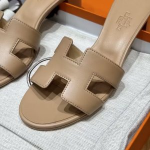 Hermes Oasis Sandal Women High Heel Sandal in Swift Calfskin Beige Albinos - Image 7
