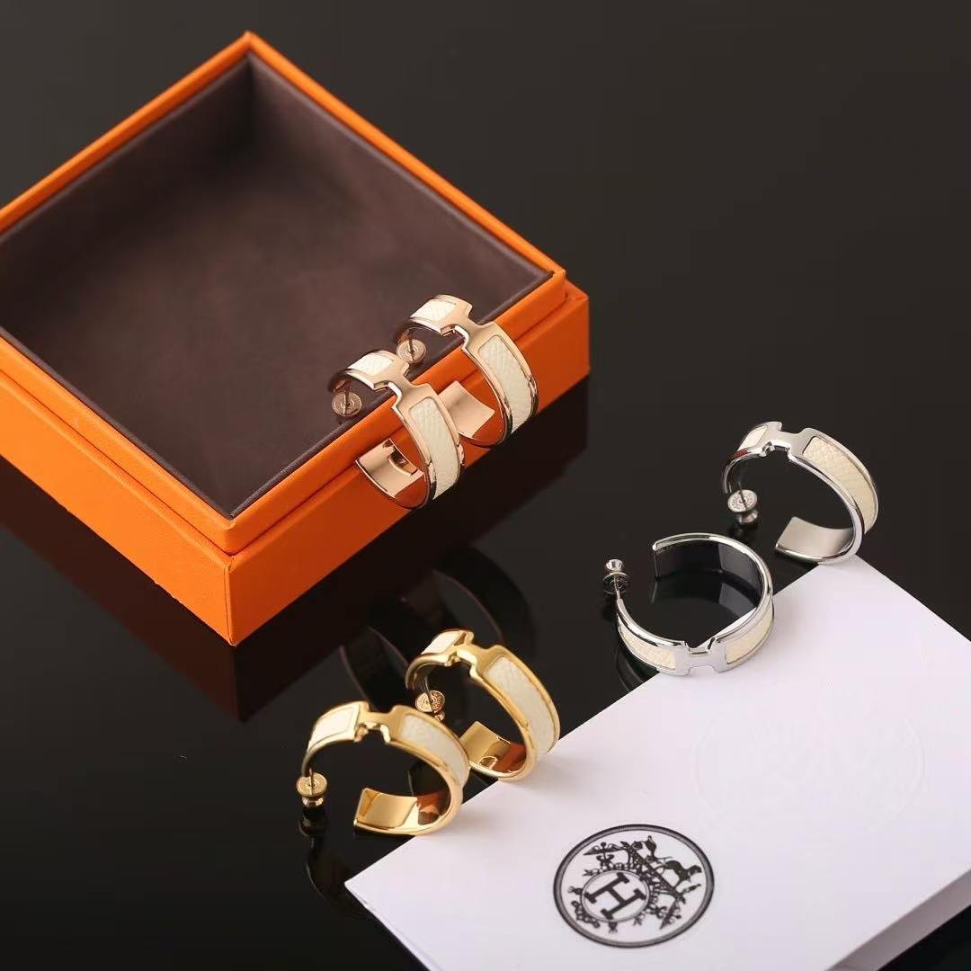 Hermes Olympe Earrings Box Calfskin Yellow Gold Craie H011123CC10 - Image 7