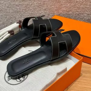 Hermes Oran Sandal Women Box Calfskin Noir H021056Z 01340 - Image 12