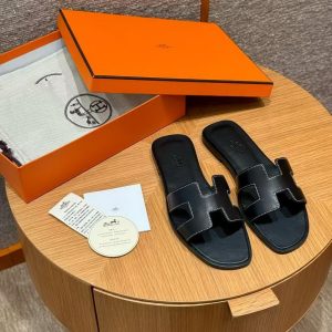 Hermes Oran Sandal Women Box Calfskin Noir H021056Z 01340 - Image 9