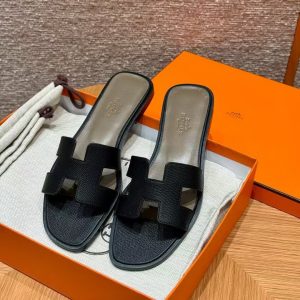 Hermes Oran Sandal Women Epsom Calfskin Black Etoupe
