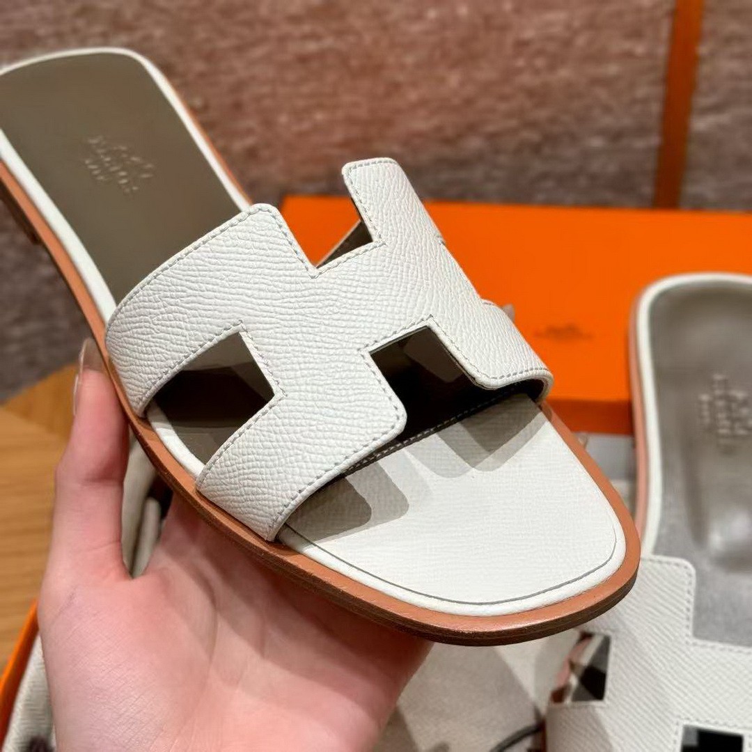 Hermes Oran Sandal Women Epsom Calfskin Blanc Etoupe - Image 11