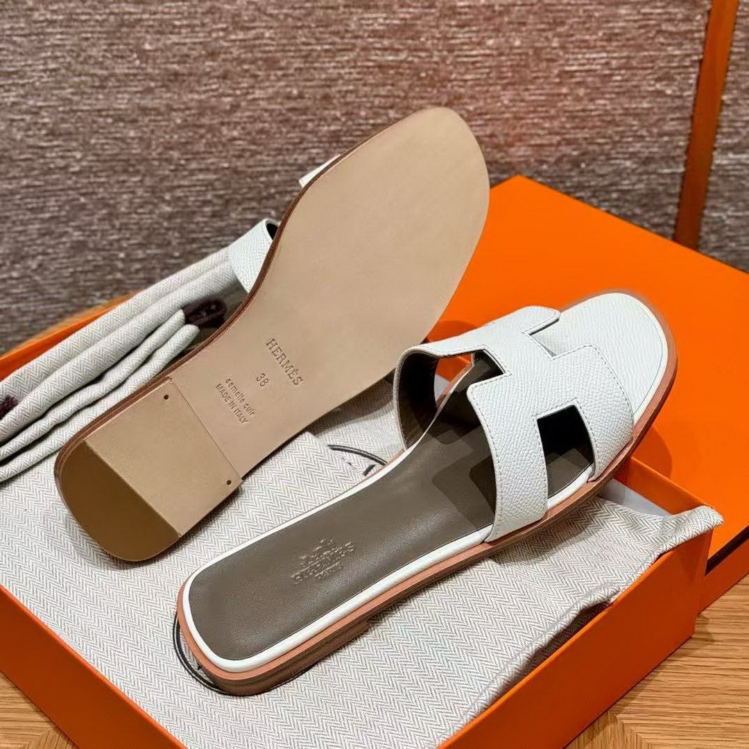 Hermes Oran Sandal Women Epsom Calfskin Blanc Etoupe - Image 8