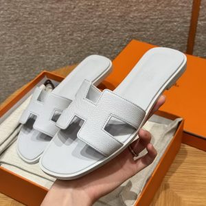 Alternative view of Hermes Oran Sandal Women Epsom Calfskin Blue Chacier