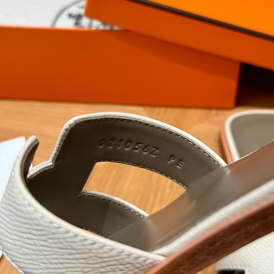 Hermes Oran Sandal Women Epsom Calfskin Craie Etoupe - Image 5