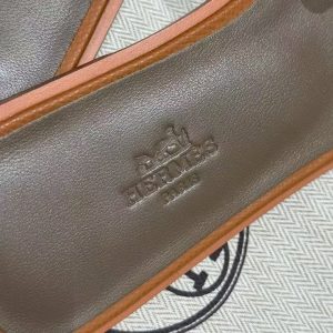 Hermes Oran Sandal Women Epsom Calfskin Gold Etoupe - Image 9
