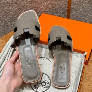 Hermes Oran Sandal Women Epsom Calfskin M8 Gris Asphalte - Image 12