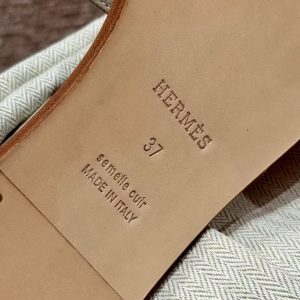 Hermes Oran Sandal Women Epsom Calfskin M8 Gris Asphalte - Image 8