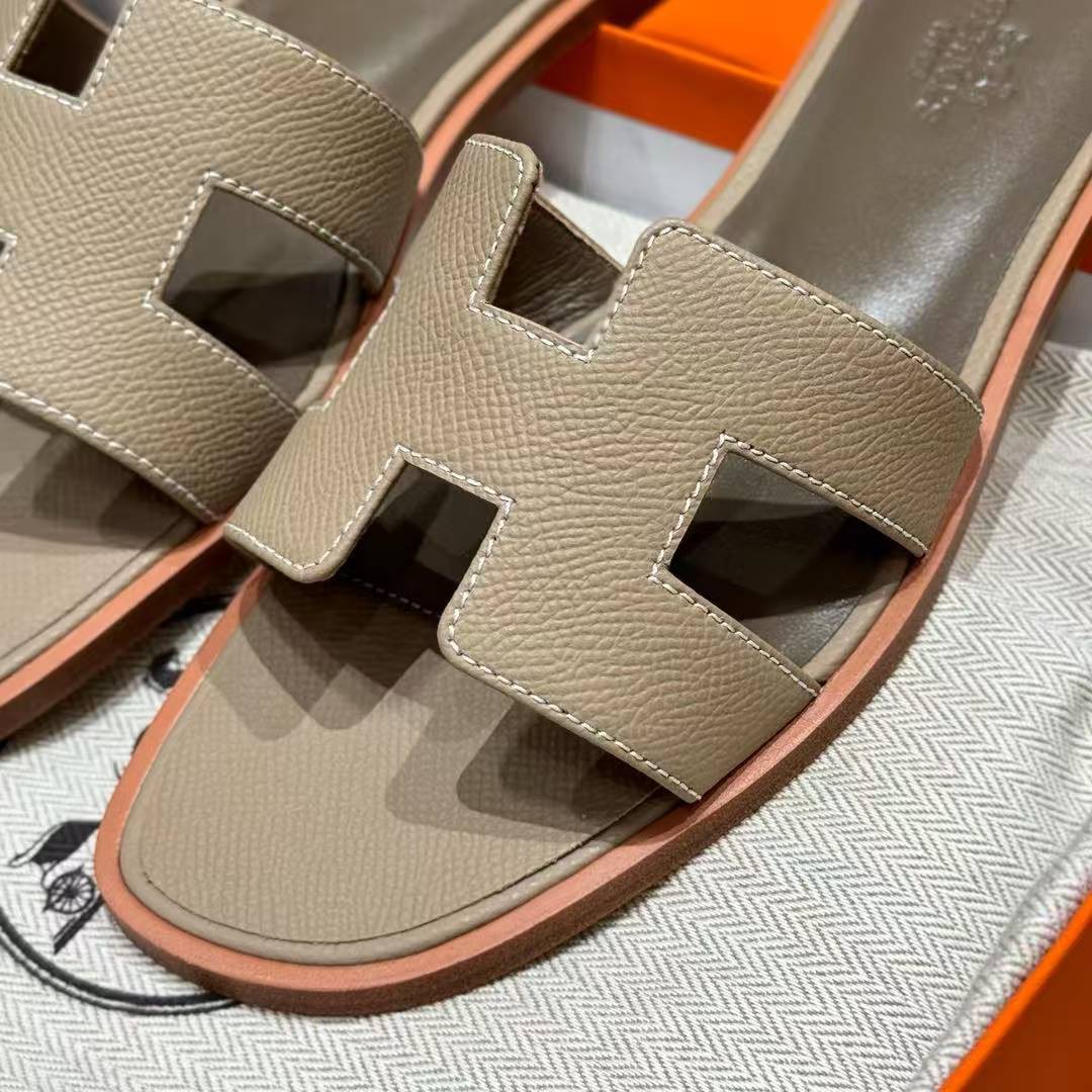 Hermes Oran Sandal Women Epsom Calfskin Trench Etoupe - Image 11