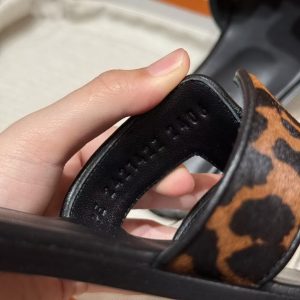 Hermes Oran Sandal Women Moire Calfskin Gold Noir H212177Z 20360 - Image 10