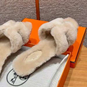 Hermes Oran Sandal Women Shearling Beige Camel - Image 11