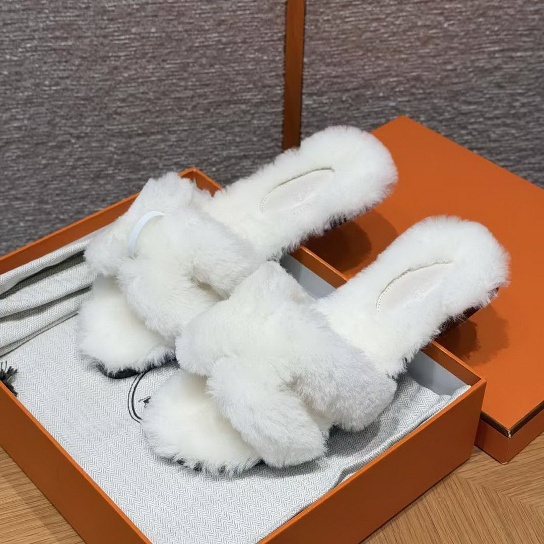 Hermes Oran Sandal Women Shearling Blanc