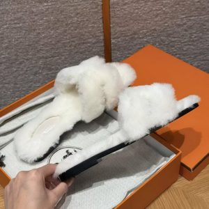 Hermes Oran Sandal Women Shearling Blanc - Image 13