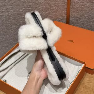 Hermes Oran Sandal Women Shearling Blanc - Image 6