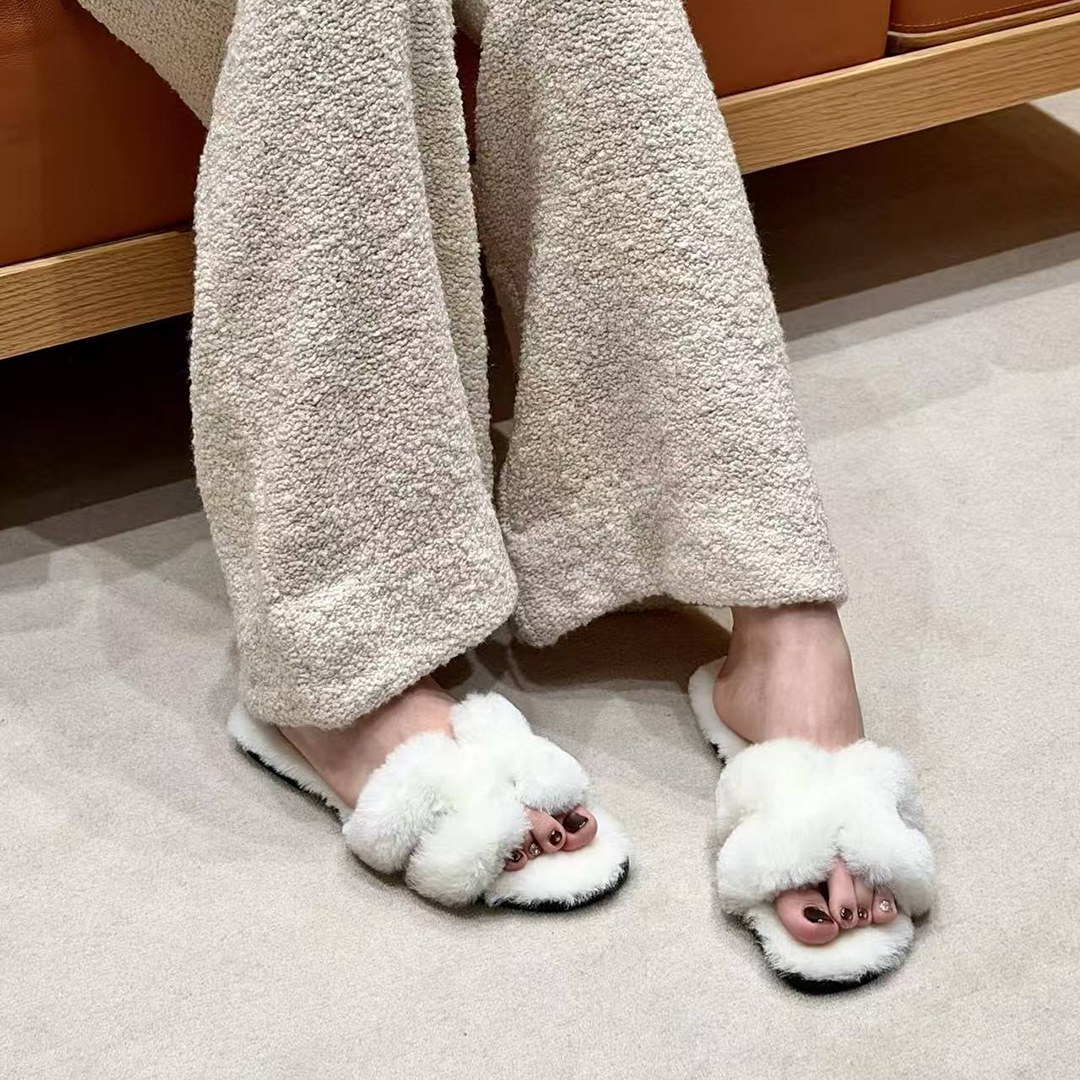 Hermes Oran Sandal Women Shearling Blanc - Image 3