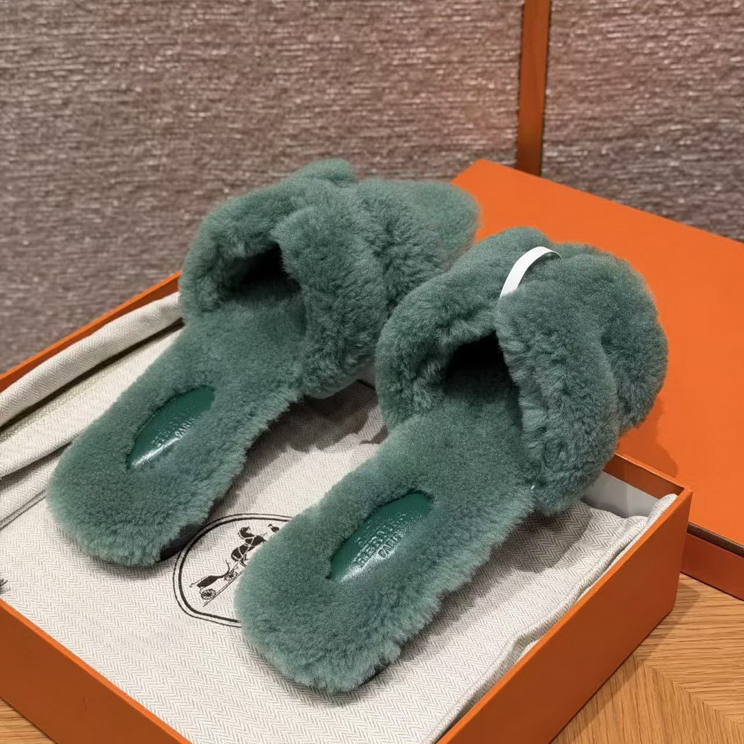 Hermes Oran Sandal Women Shearling Green - Image 15