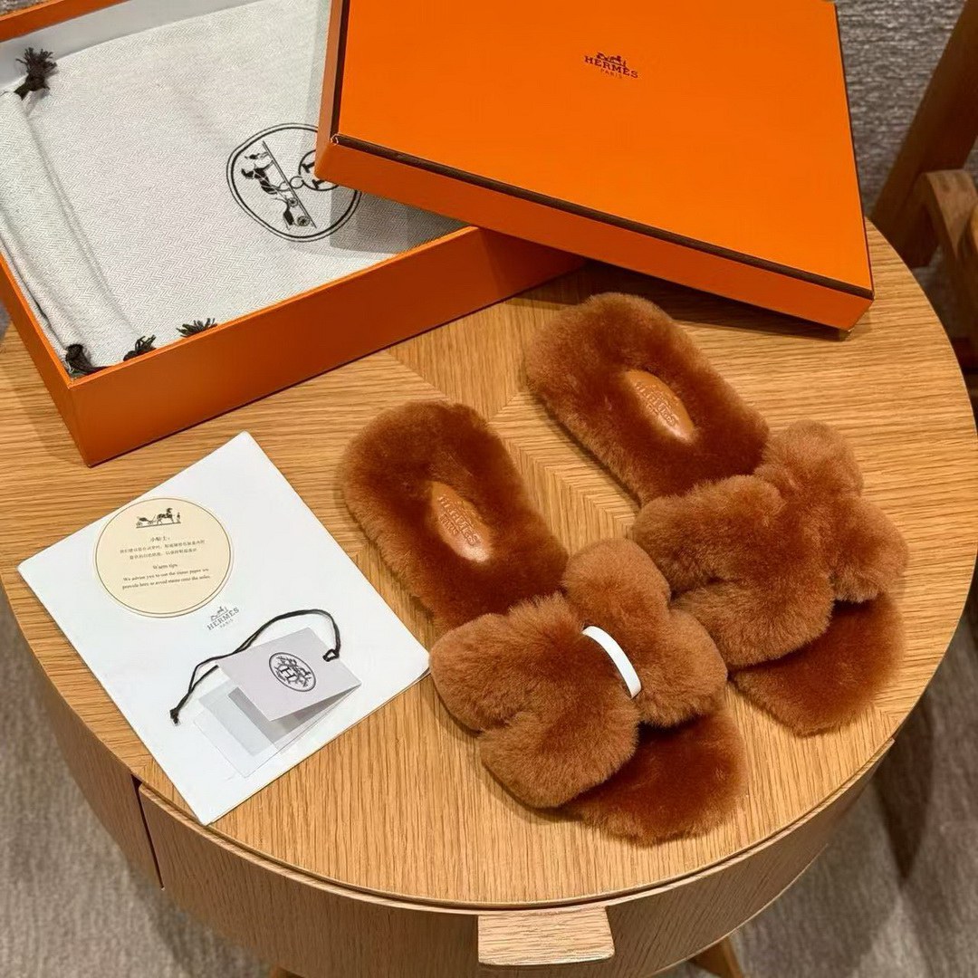 Hermes Oran Sandal Women Shearling Natural H231288Z A4350 - Image 2