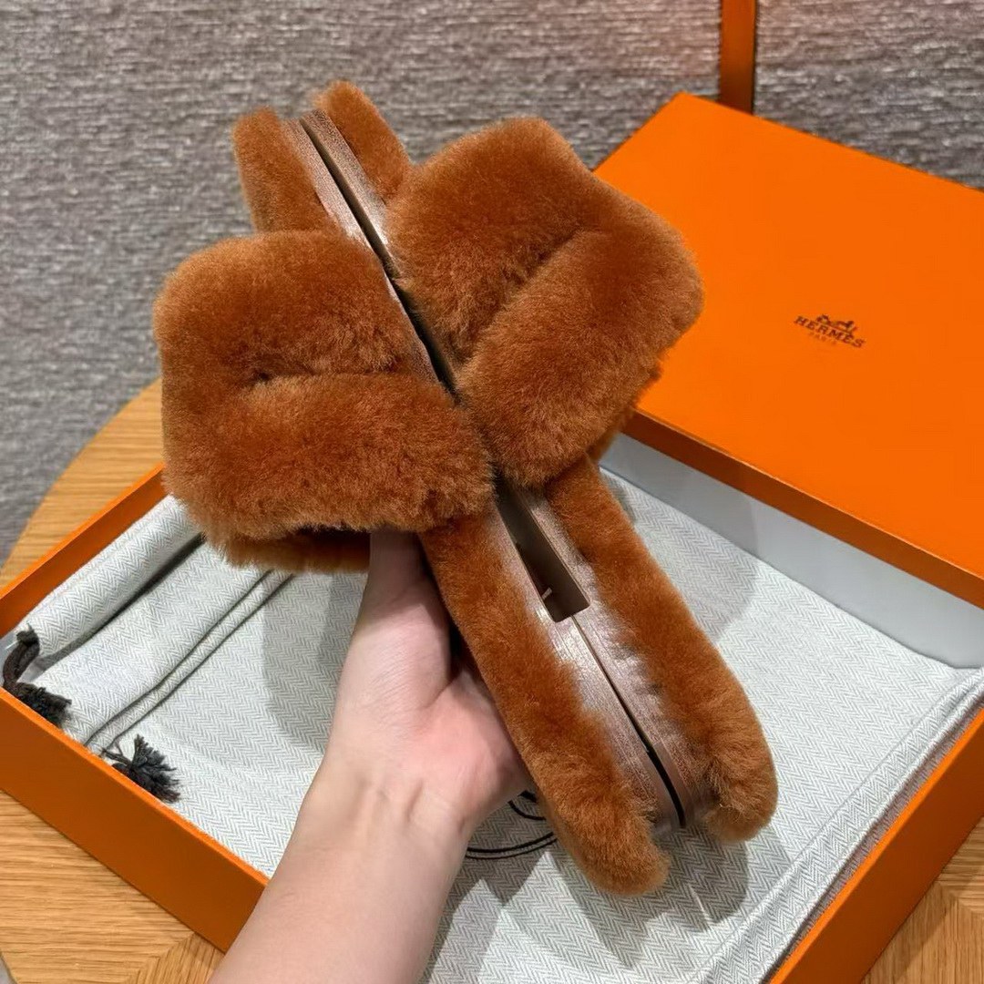 Hermes Oran Sandal Women Shearling Natural H231288Z A4350 - Image 11
