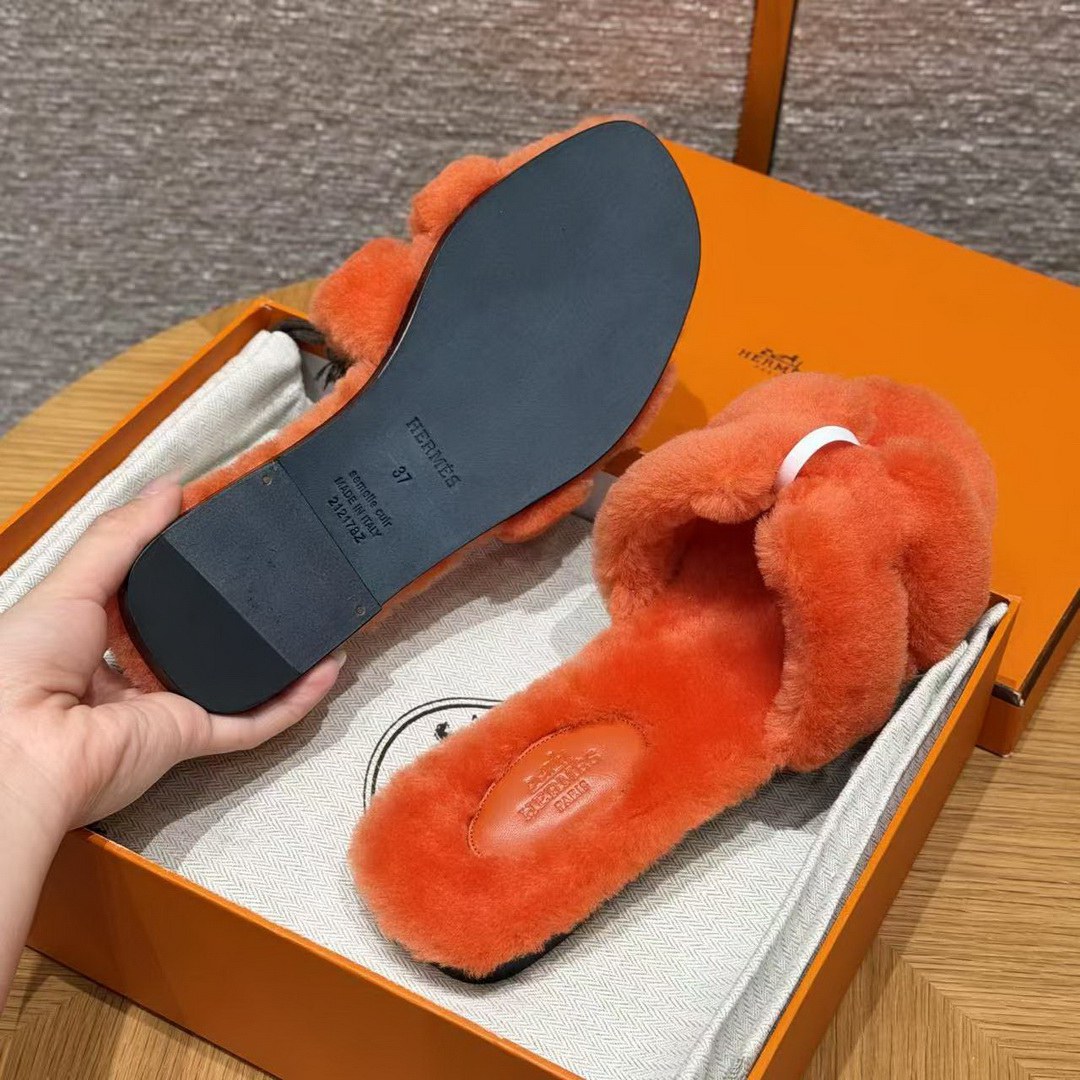 Hermes Oran Sandal Women Shearling Royge De Turin - Image 11