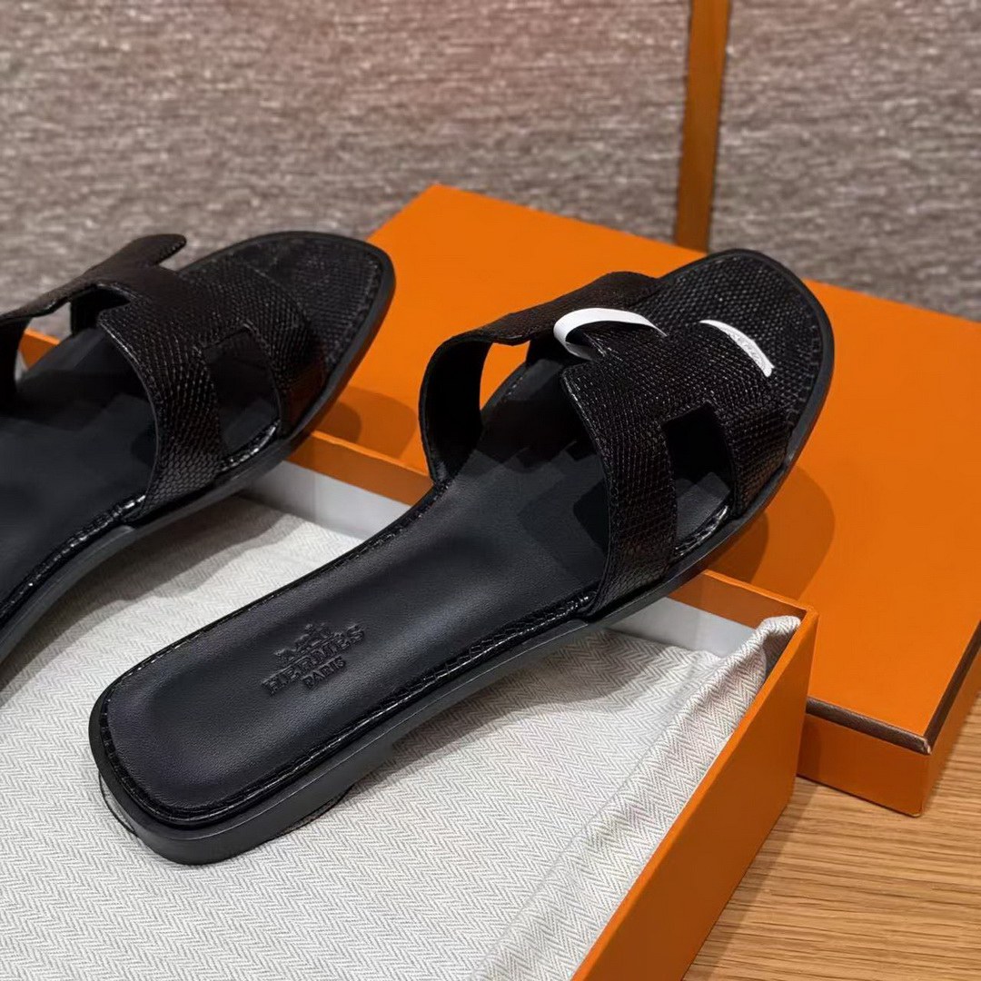 Hermes Oran Sandal Women Shiny Java Lizard Noir - Image 16