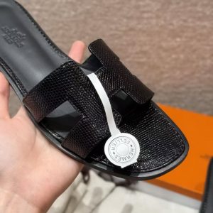 Hermes Oran Sandal Women Shiny Java Lizard Noir - Image 9
