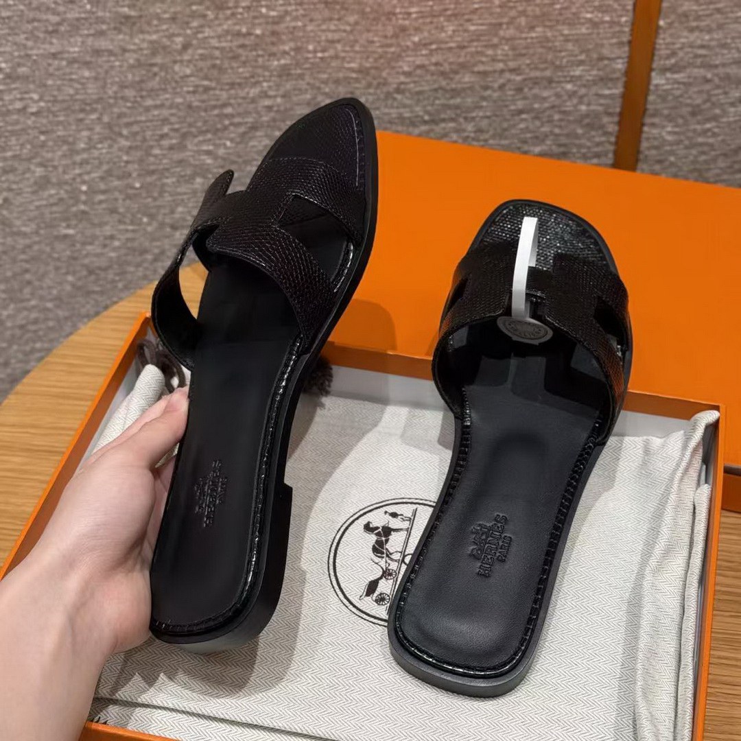 Hermes Oran Sandal Women Shiny Java Lizard Noir - Image 4