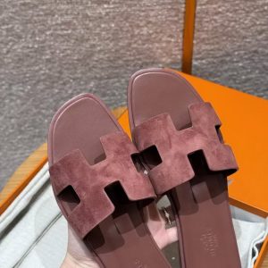 Hermes Oran Sandal Women Suede Goatskin Vintage Rose Color - Image 4