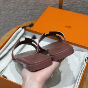 Hermes Oran Sandal Women Suede Goatskin Vintage Rose Color - Image 3