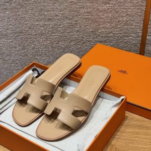Hermes Oran Sandal Women Swift Calfskin Beige Albinos