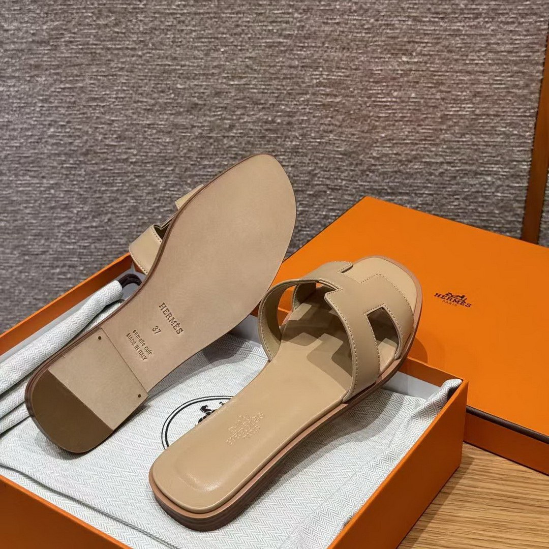 Hermes Oran Sandal Women Swift Calfskin Beige Albinos - Image 11