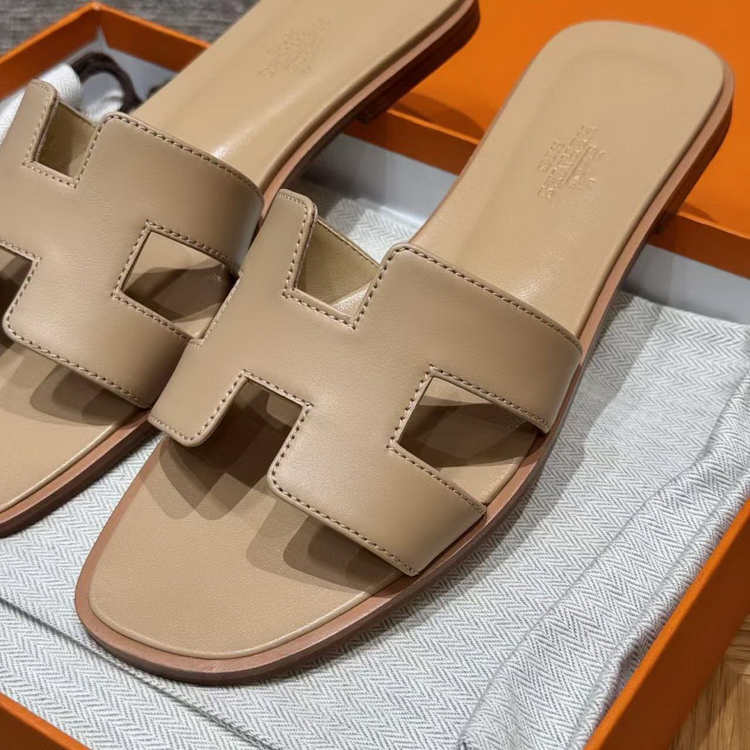 Hermes Oran Sandal Women Swift Calfskin Beige Albinos - Image 6