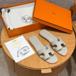Hermes Oran Sandal Women Swift Calfskin Beige Nomade H202230Z 32400 - Image 5