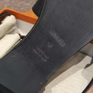Hermes Oran Sandal Women Swift Calfskin Black Natural - Image 11