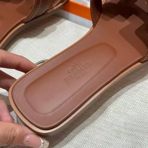 Hermes Oran Sandal Women Swift Calfskin Blanc Gold - Image 12