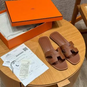 Hermes Oran Sandal Women Swift Calfskin Blanc Gold - Image 3
