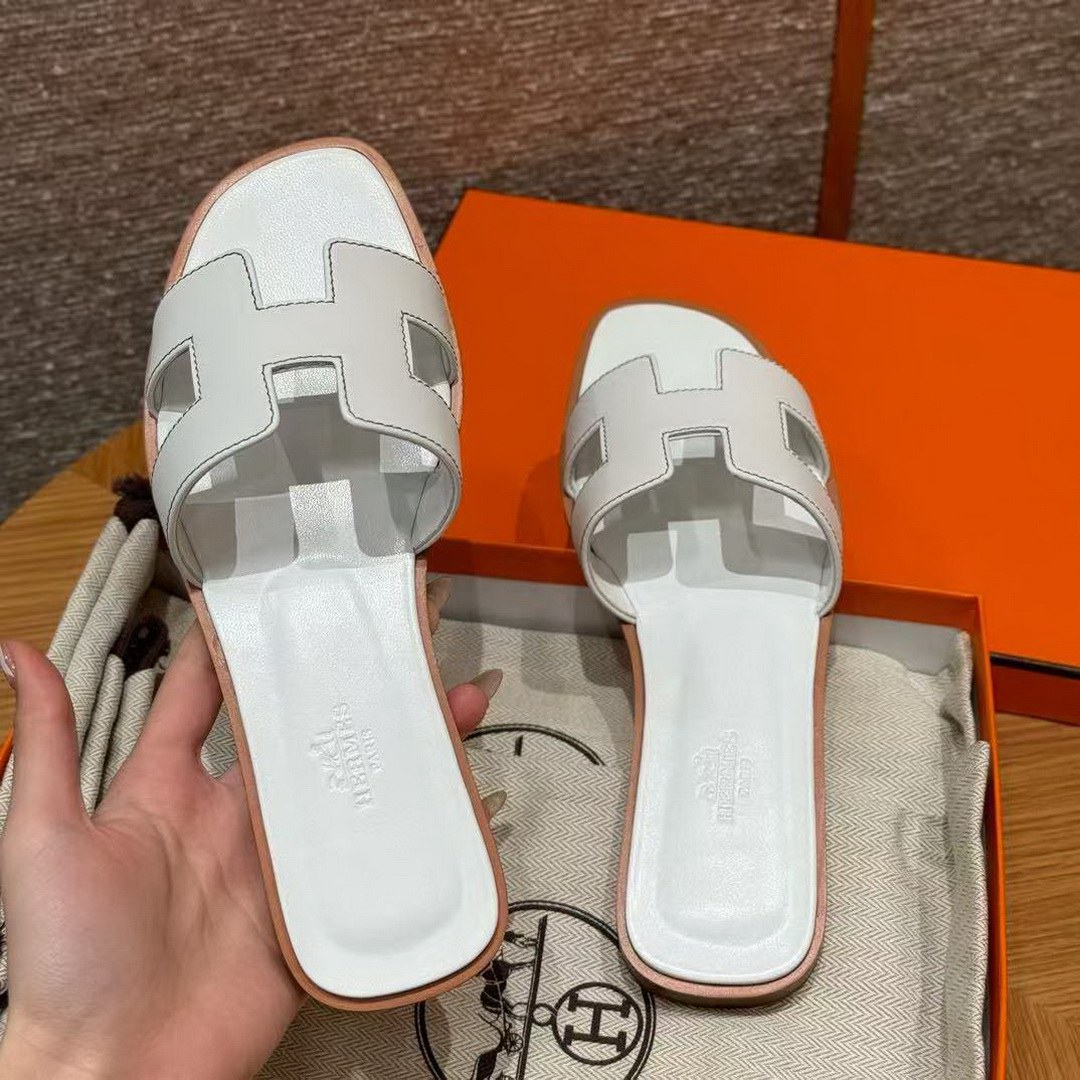 Hermes Oran Sandal Women Swift Calfskin Blanc H021056Z 02340 - Image 15