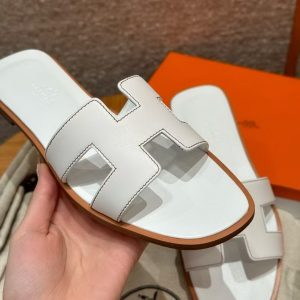 Hermes Oran Sandal Women Swift Calfskin Blanc H021056Z 02340 - Image 13