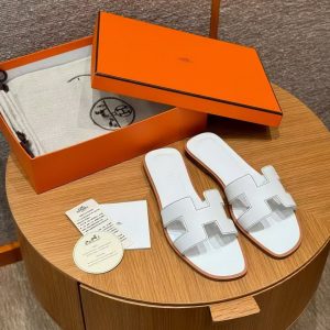 Hermes Oran Sandal Women Swift Calfskin Blanc H021056Z 02340 - Image 8