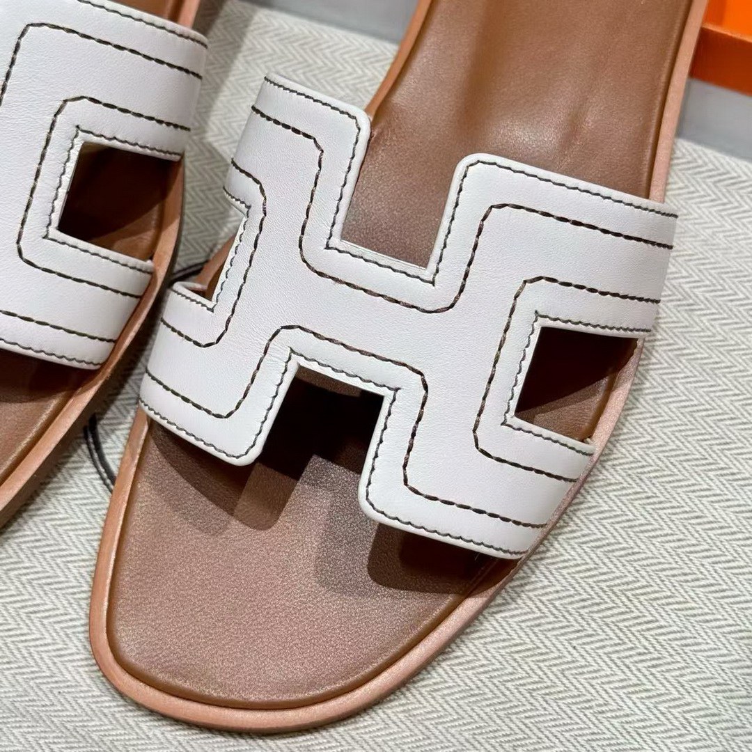 Hermes Oran Sandal Women Swift Calfskin Blanc Natural - Image 9