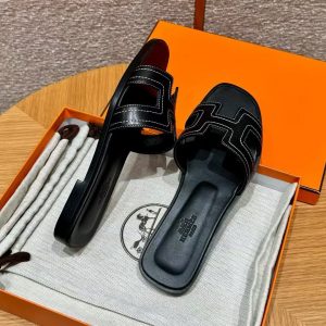 Hermes Oran Sandal Women Swift Calfskin Blanc Noir - Image 14