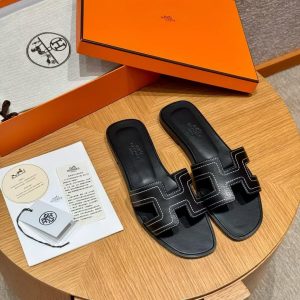 Hermes Oran Sandal Women Swift Calfskin Blanc Noir - Image 5