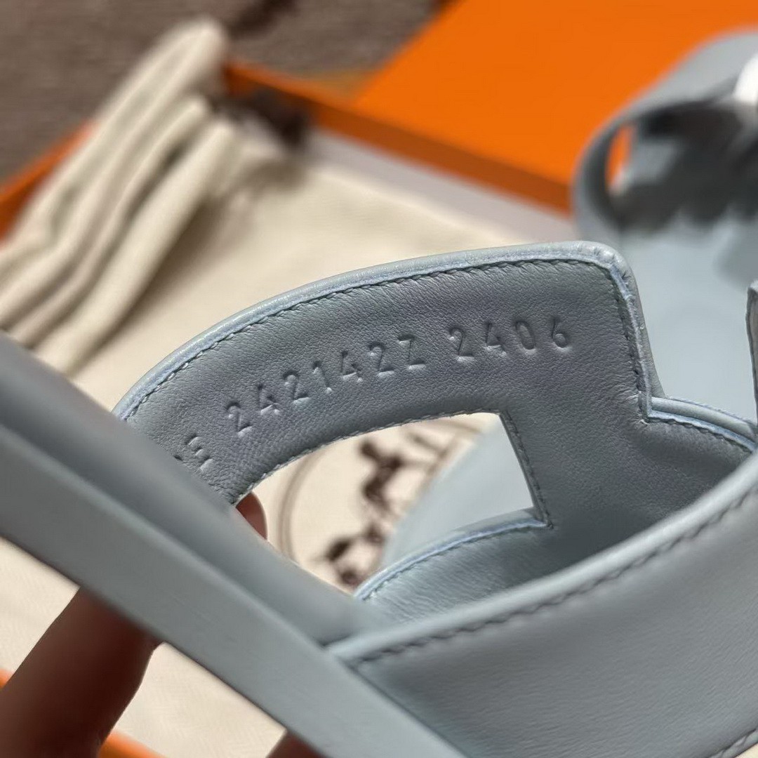 Hermes Oran Sandal Women Swift Calfskin Bleu Glacier H202230Z 18360 - Image 11