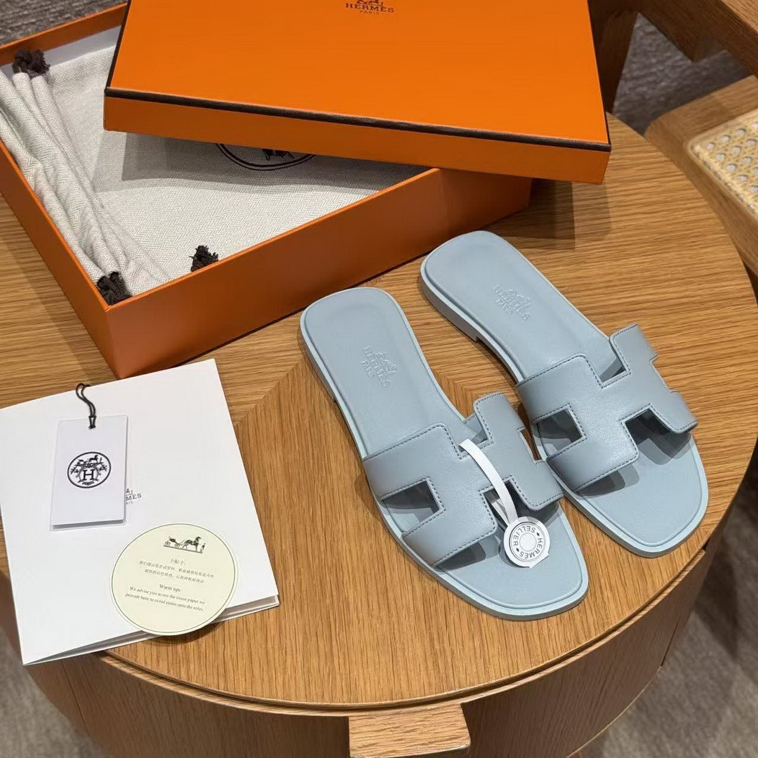 Hermes Oran Sandal Women Swift Calfskin Bleu Glacier H202230Z 18360 - Image 10