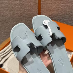Hermes Oran Sandal Women Swift Calfskin Bleu Glacier H202230Z 18360 - Image 6