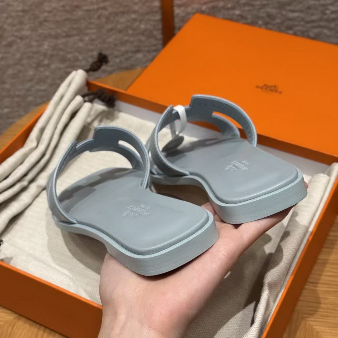 Hermes Oran Sandal Women Swift Calfskin Bleu Glacier H202230Z 18360 - Image 5