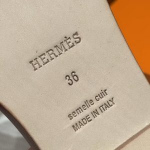 Hermes Oran Sandal Women Swift Calfskin Bleu Glacier White - Image 9